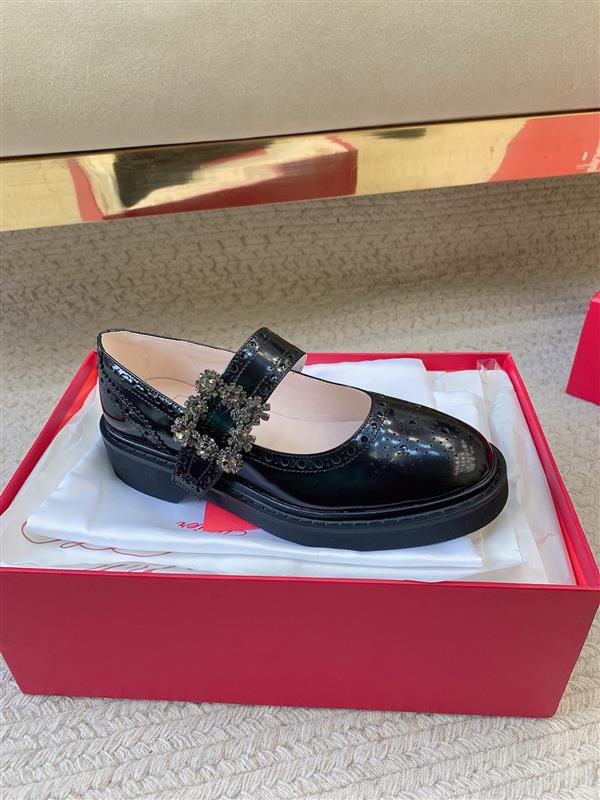 20251127174034729 310